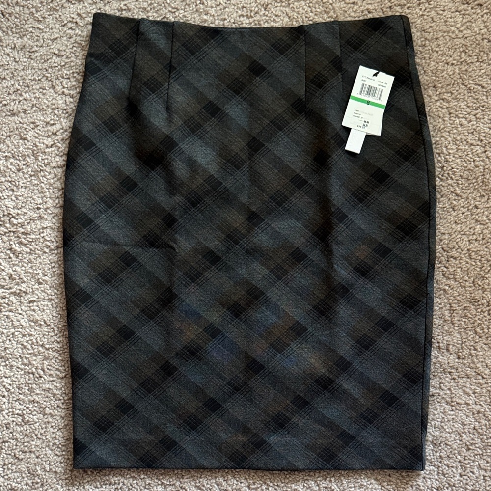 Amanda & Chelsea Black Checkered Pencil Skirt